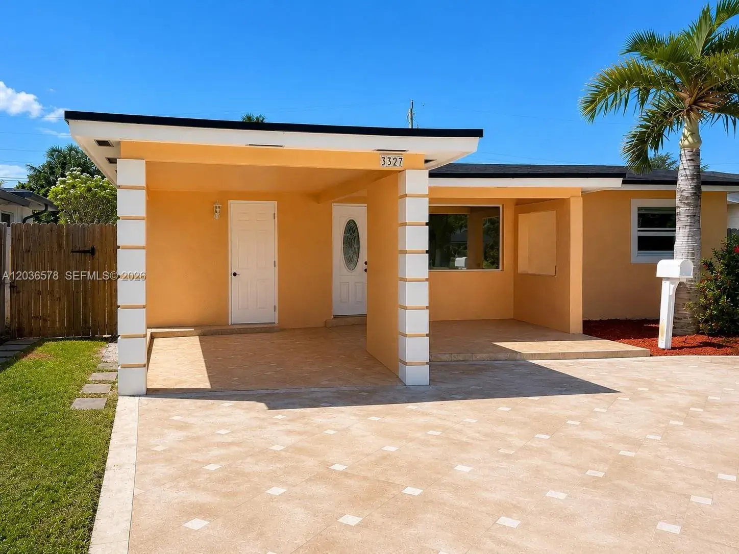 3327 Taft St, Hollywood FL 33021
