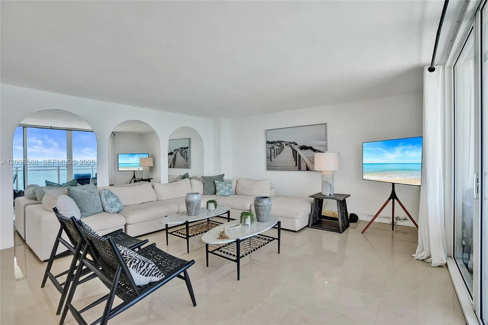 2030 S Ocean Dr # 821, Hallandale Beach FL 33009