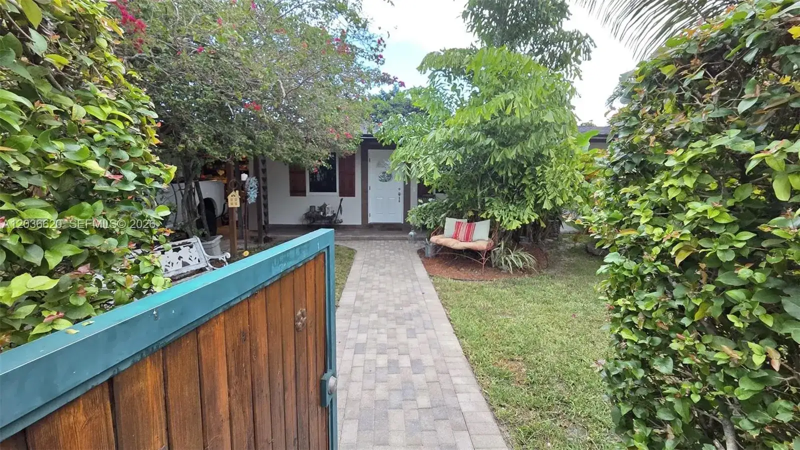 3511 SW 105th ct, Miami FL 33165 photo 2
