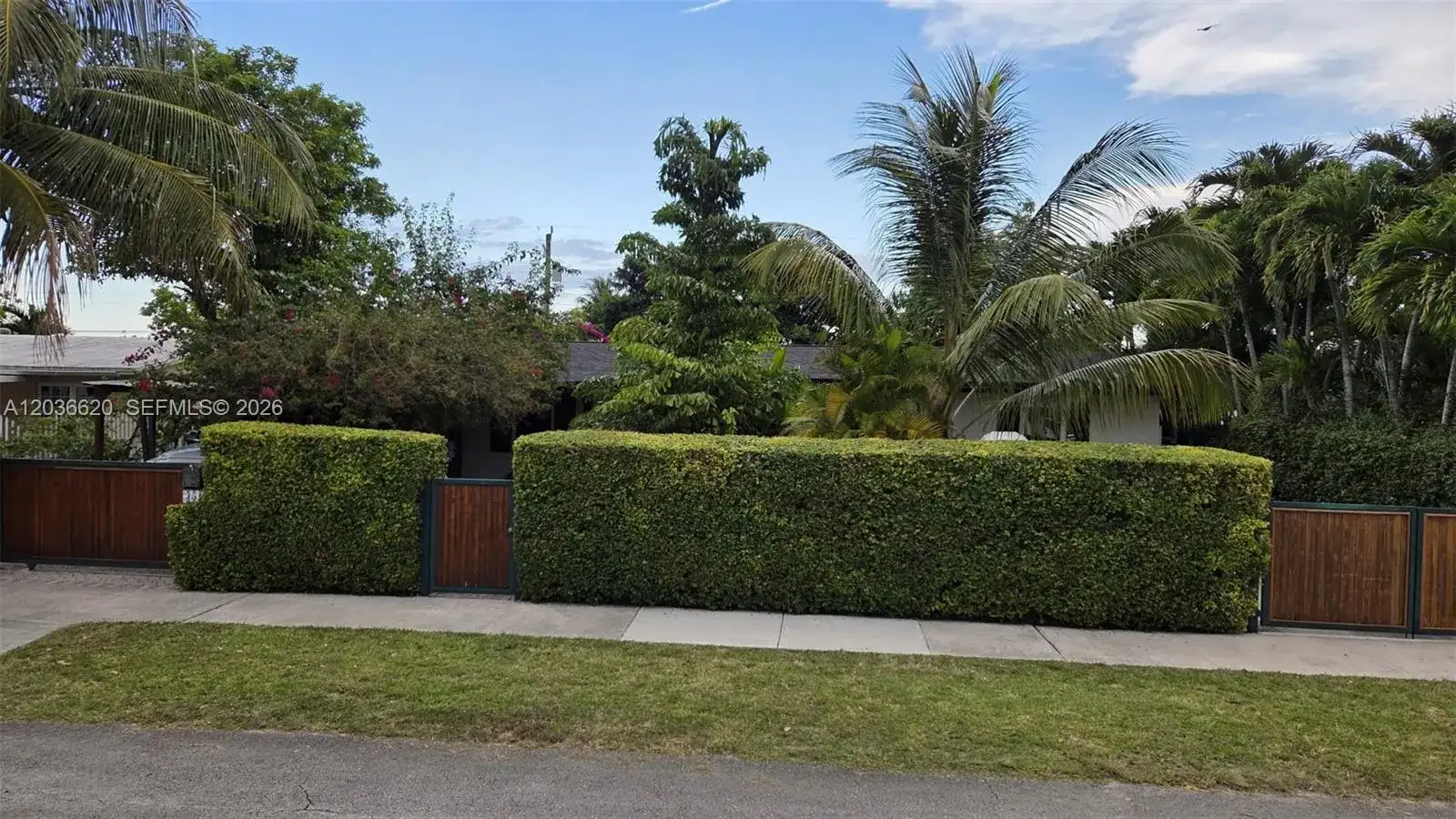 3511 SW 105th ct, Miami FL 33165 photo 3