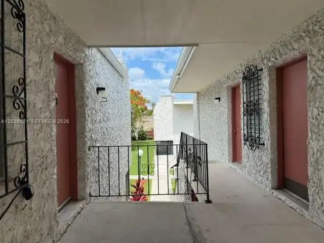 8701 SW 141st St # E6, Palmetto Bay FL 33176 photo 5