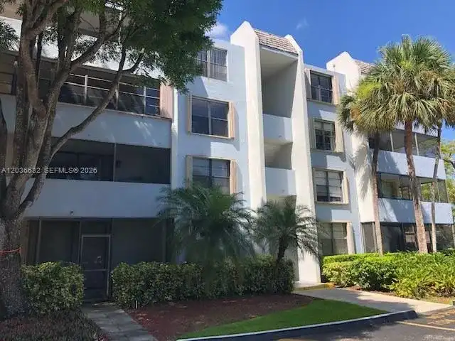 10852 N Kendall Dr # 316, Miami FL 33176