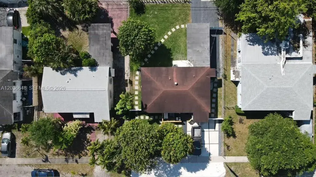 150 NE 169th Ter, North Miami Beach FL 33162