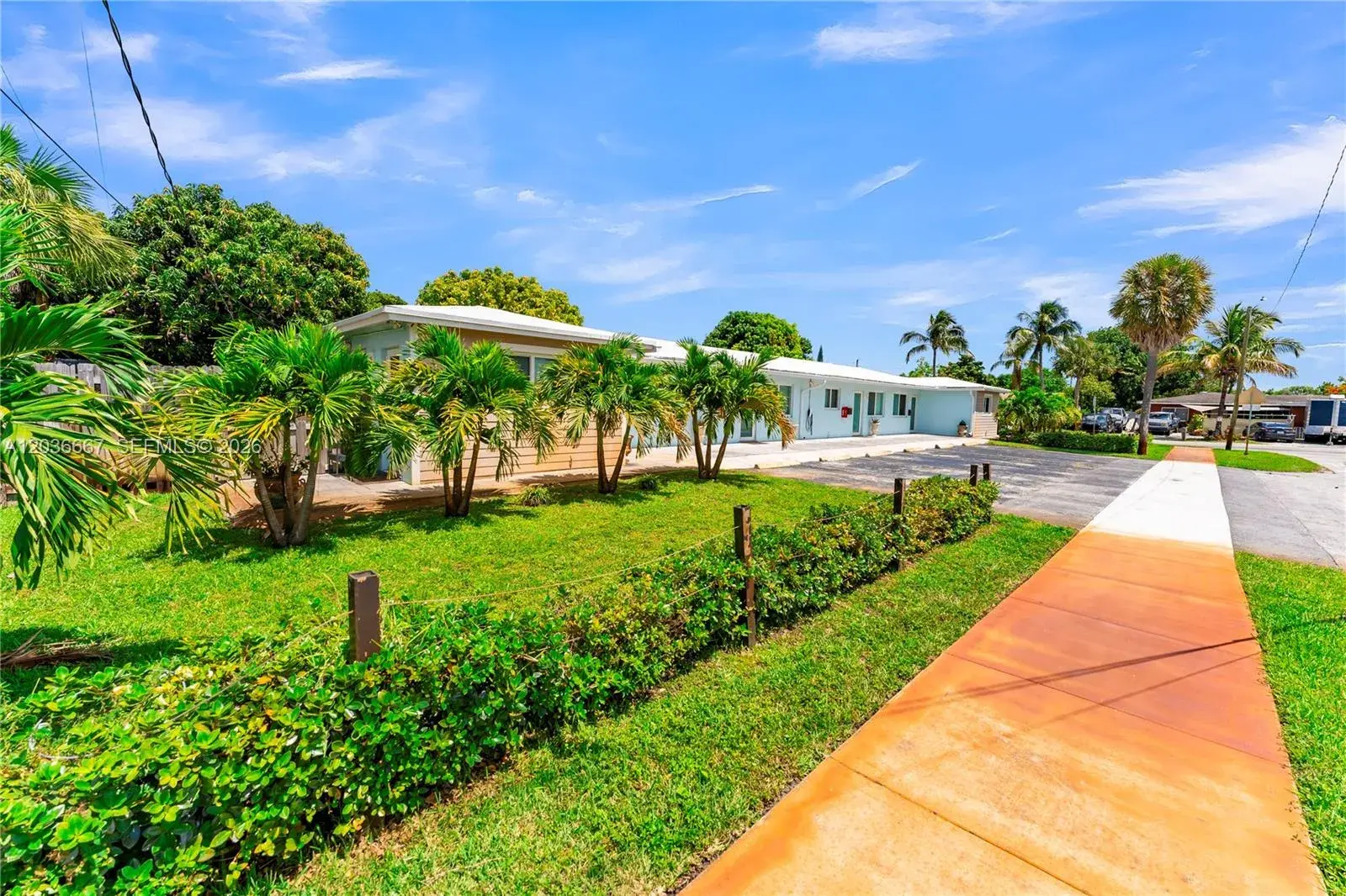4008 NW 5th Ave, Oakland Park FL 33309