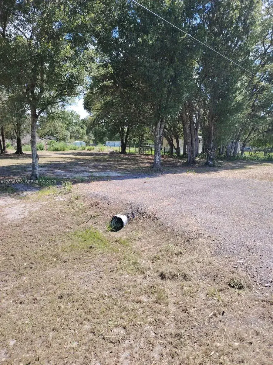 630 Pine Cove Ave, Clewiston FL 33440