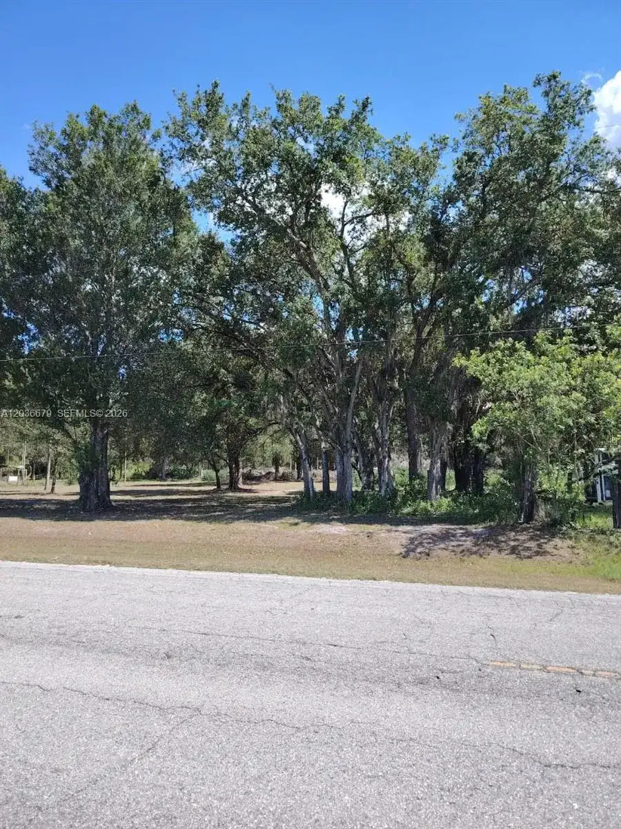 630 Pine Cove Ave, Clewiston FL 33440 photo 5