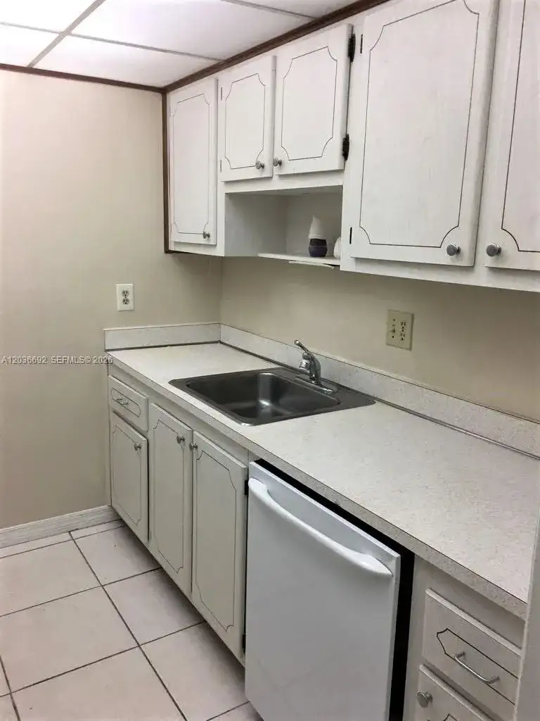 14201 N Kendall Dr # 405D, Miami FL 33186 photo 5