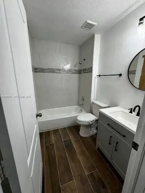 6970 NW 177th St # M104, Hialeah FL 33015 photo 4