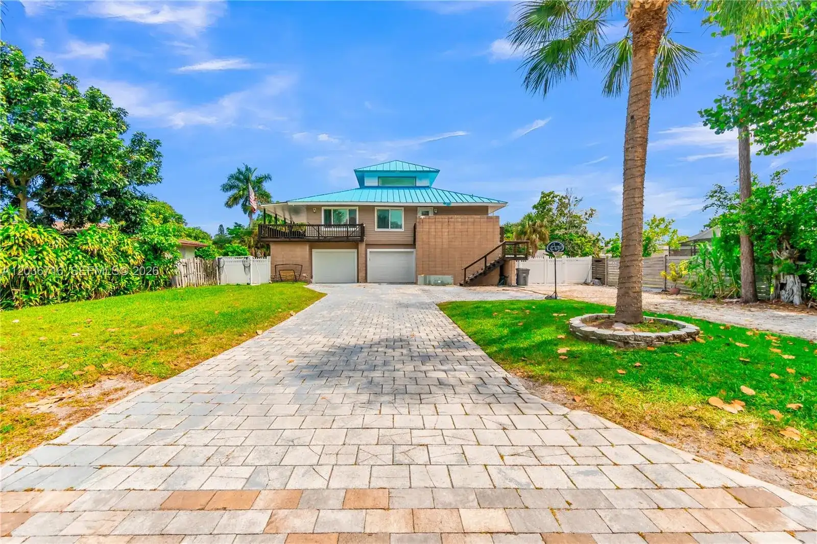 5049 Cleveland Rd, Delray Beach FL 33484 photo 2