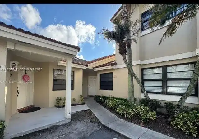 6308 NW 170th Ter, Hialeah FL 33015