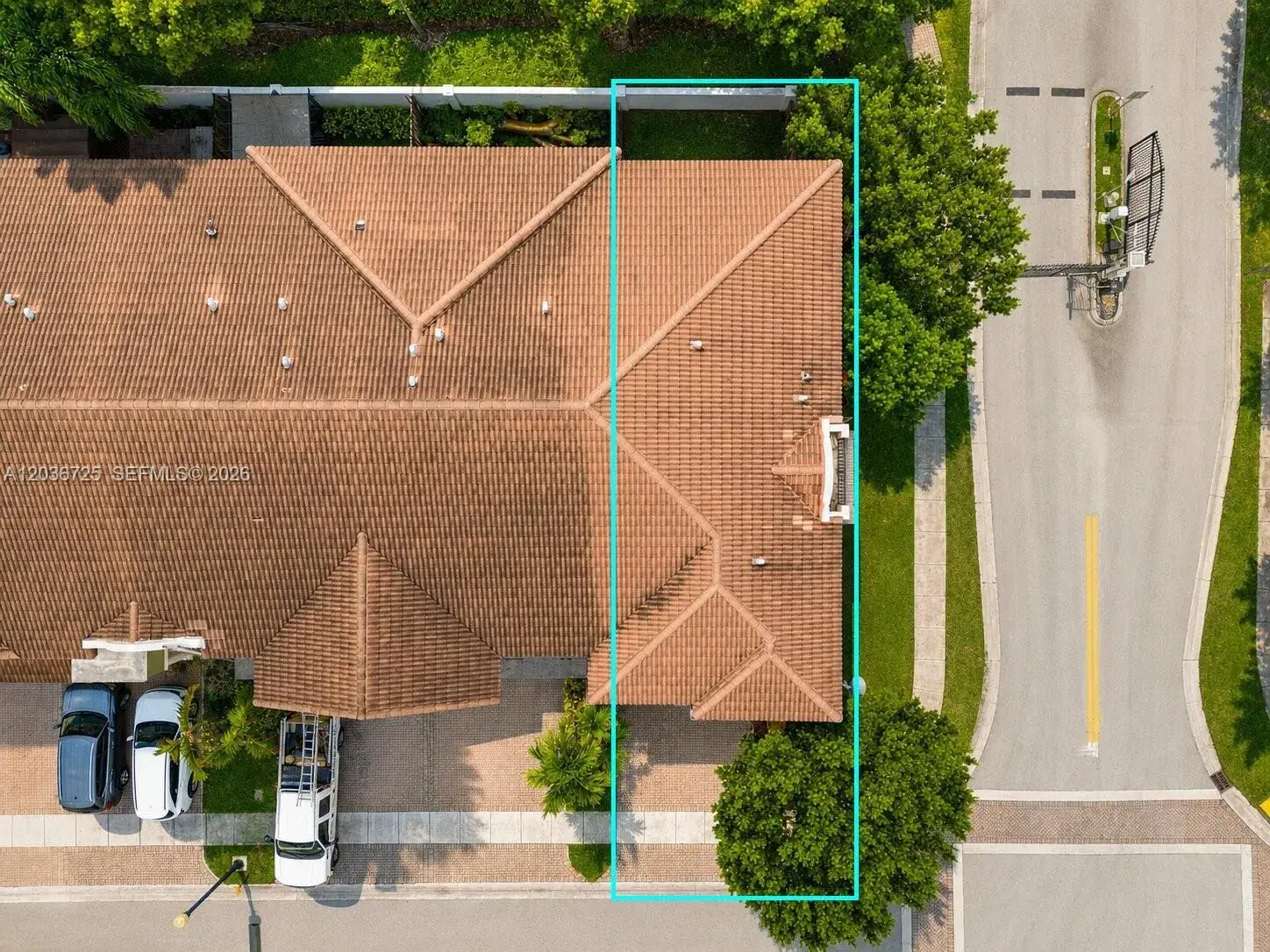 678 NE 33rd Ter, Homestead FL 33033