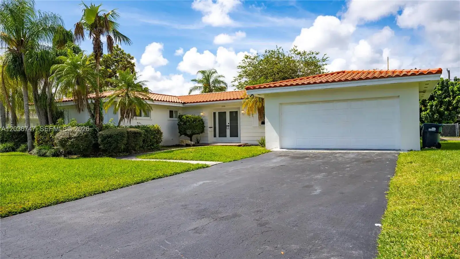 15340 SW 85th Ave, Palmetto Bay FL 33157 photo 2