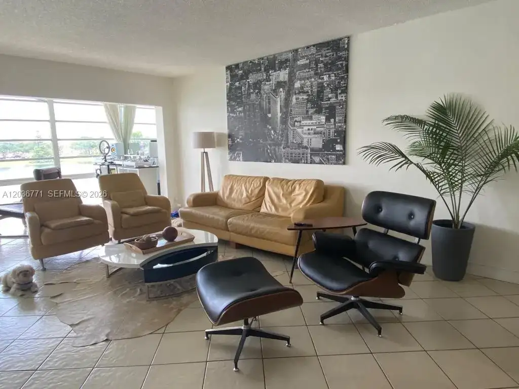 873 NE 195th St # 308, Miami FL 33179 photo 4