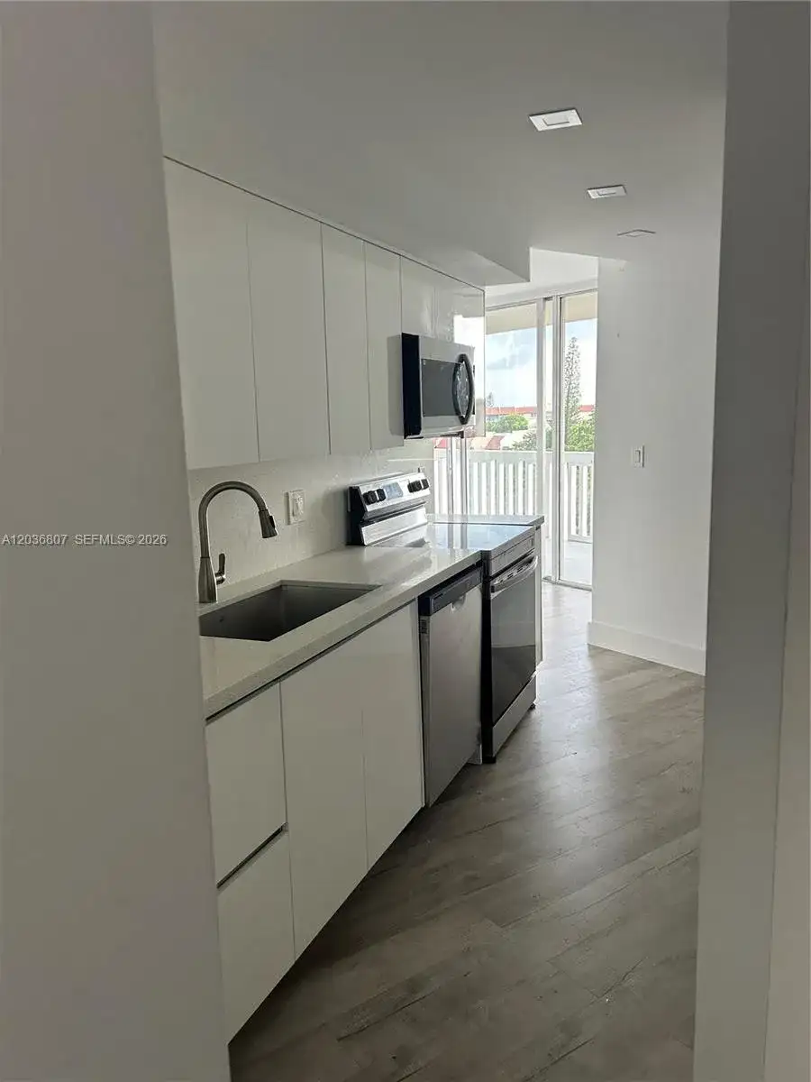 6921 Environ Blvd # 7P, Lauderhill FL 33319 photo 2