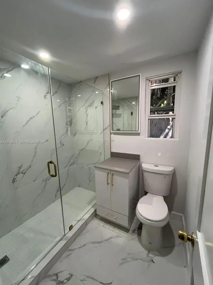 602 SW 13th Ave # 4, Miami FL 33135