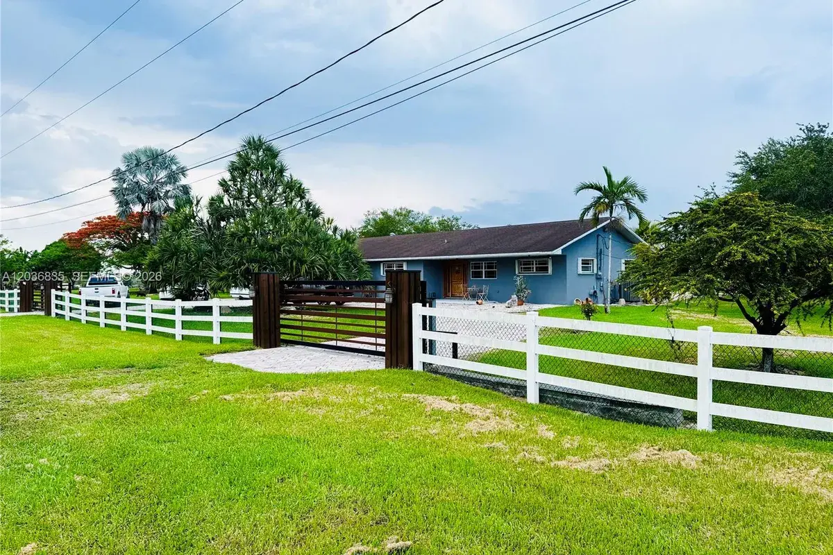 21217 SW 160 ST, Miami FL 33187