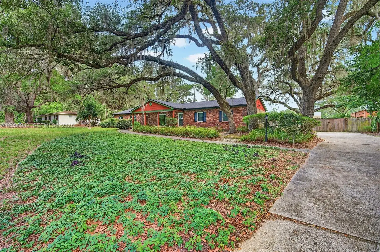 1944 SW 48th Avenue, Gainesville FL 32608 photo 3