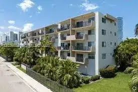 250 181st Dr # 108, Sunny Isles Beach FL 33160 photo 2