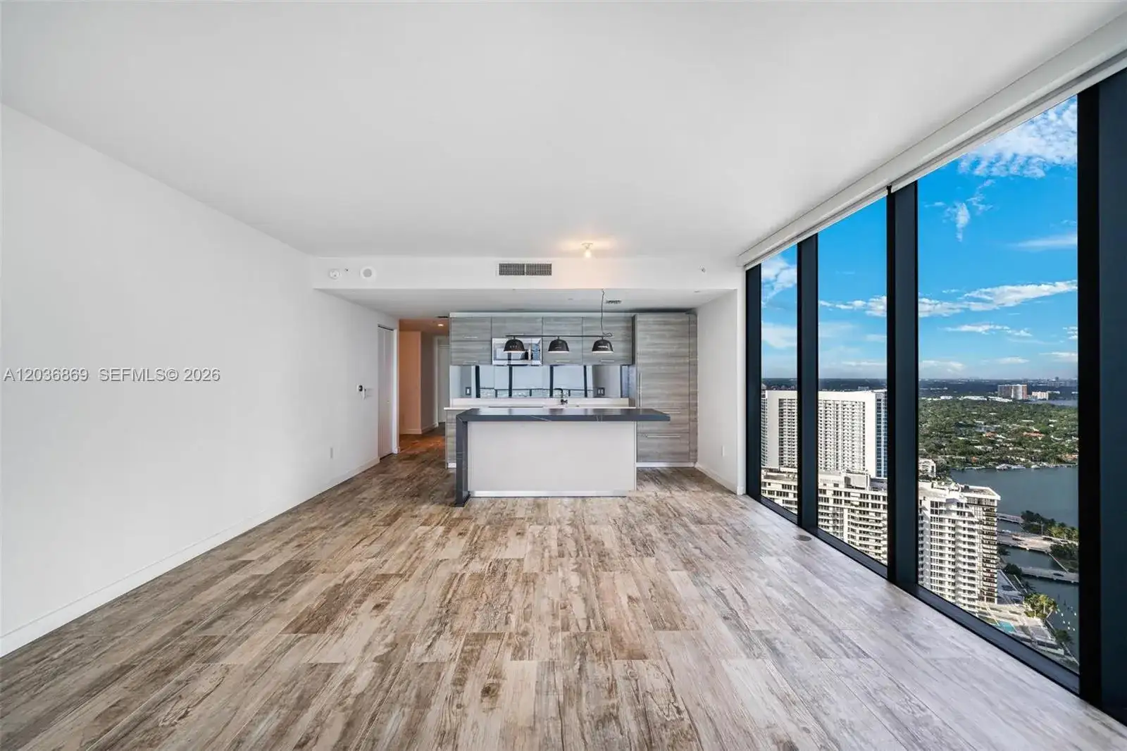 650 NE 32nd St # 4407, Miami FL 33137 photo 3