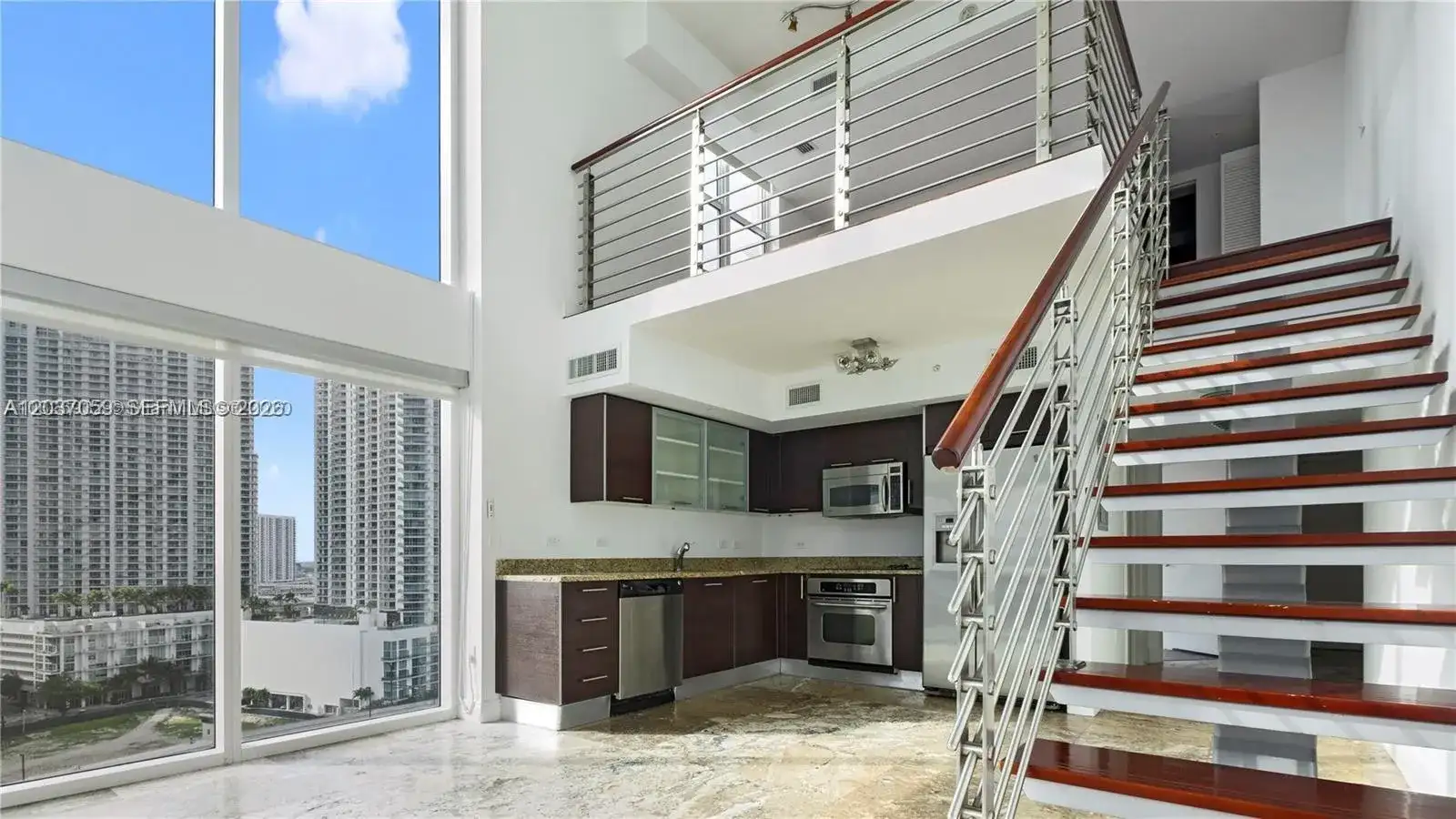 41 SE 5th St # 1016, Miami FL 33131 photo 2