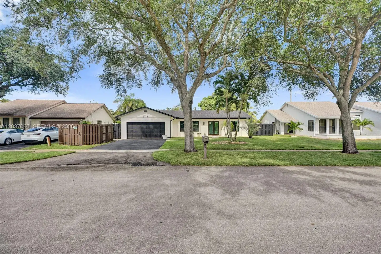 5112 SW 87th Ave, Cooper City FL 33328 photo 2