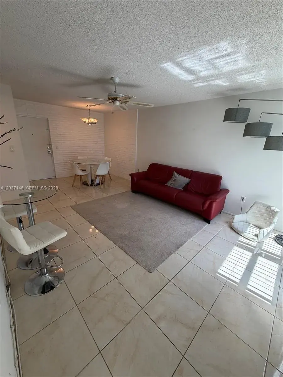 17620 Atlantic Blvd # 514, Sunny Isles Beach FL 33160