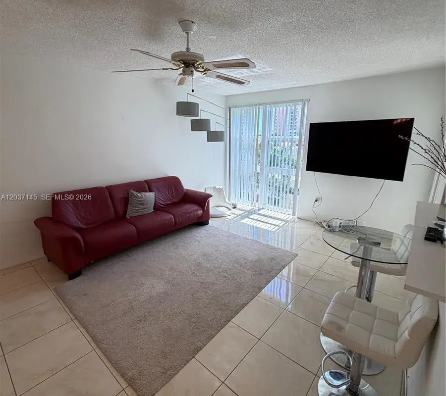 17620 Atlantic Blvd # 514, Sunny Isles Beach FL 33160