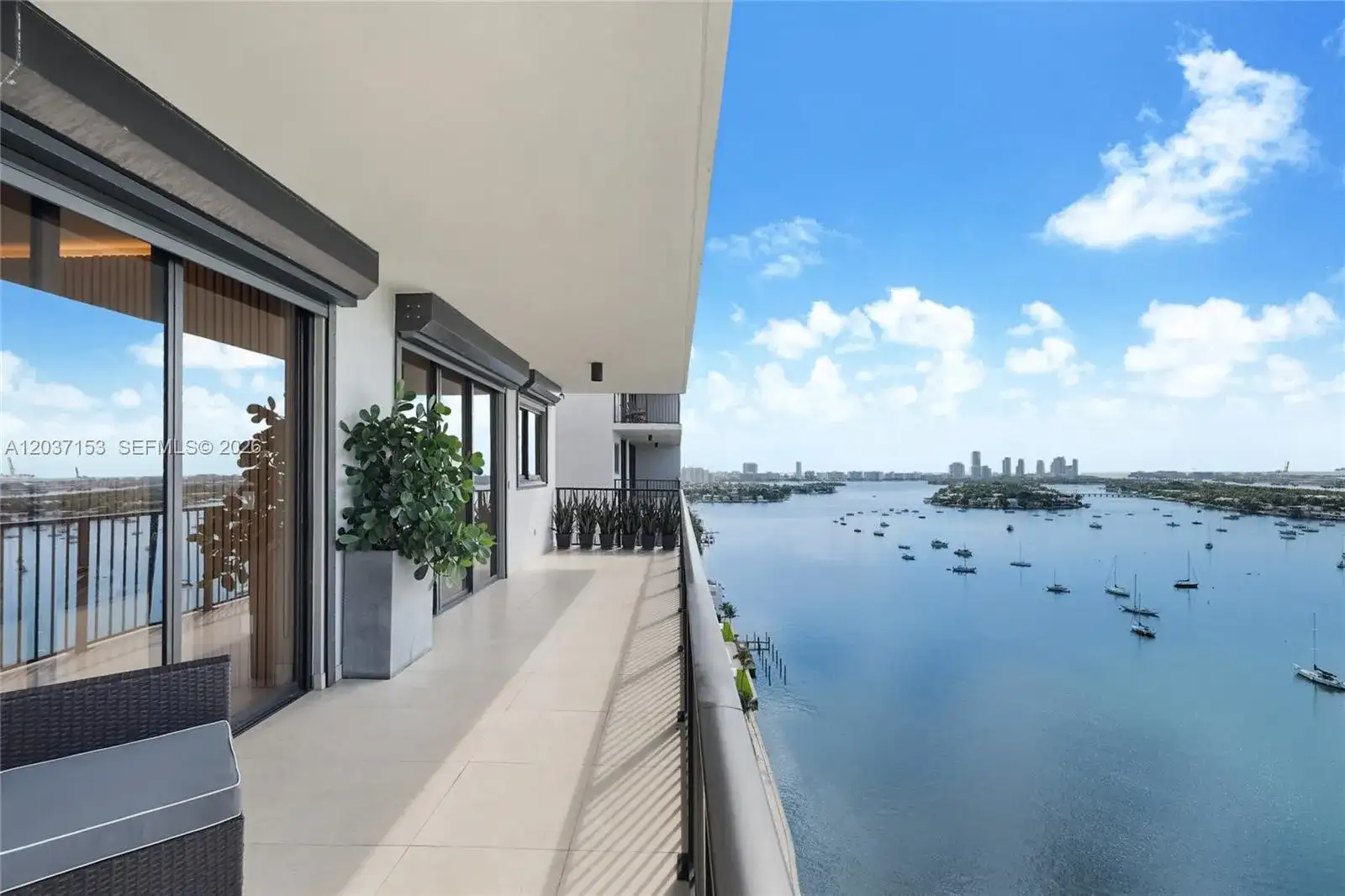 1000 Venetian Way # 1902, Miami FL 33139 photo 2