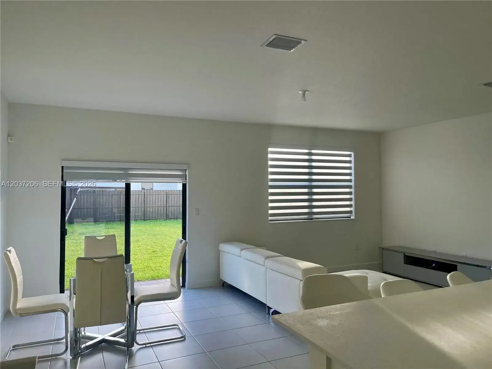 22960 SW 130th Ave, Miami FL 33170 photo 2