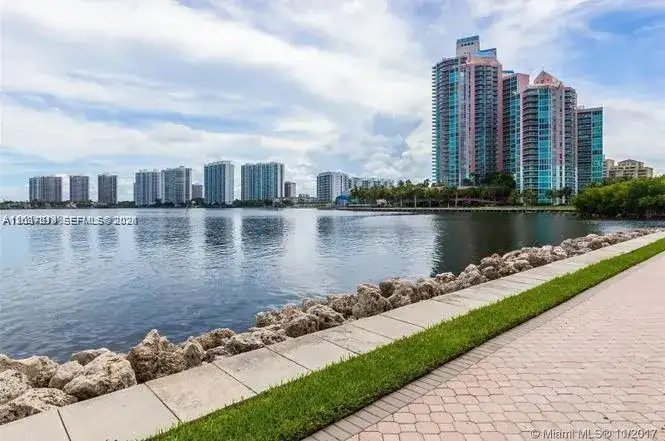 3500 Mystic Pointe Dr # 2306, Aventura FL 33180 photo 3