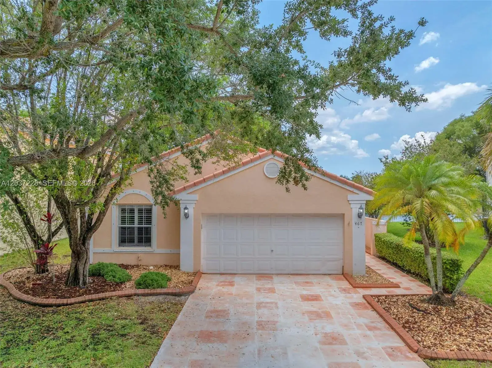 467 SW 191st Terrace, Pembroke Pines FL 33029 photo 3