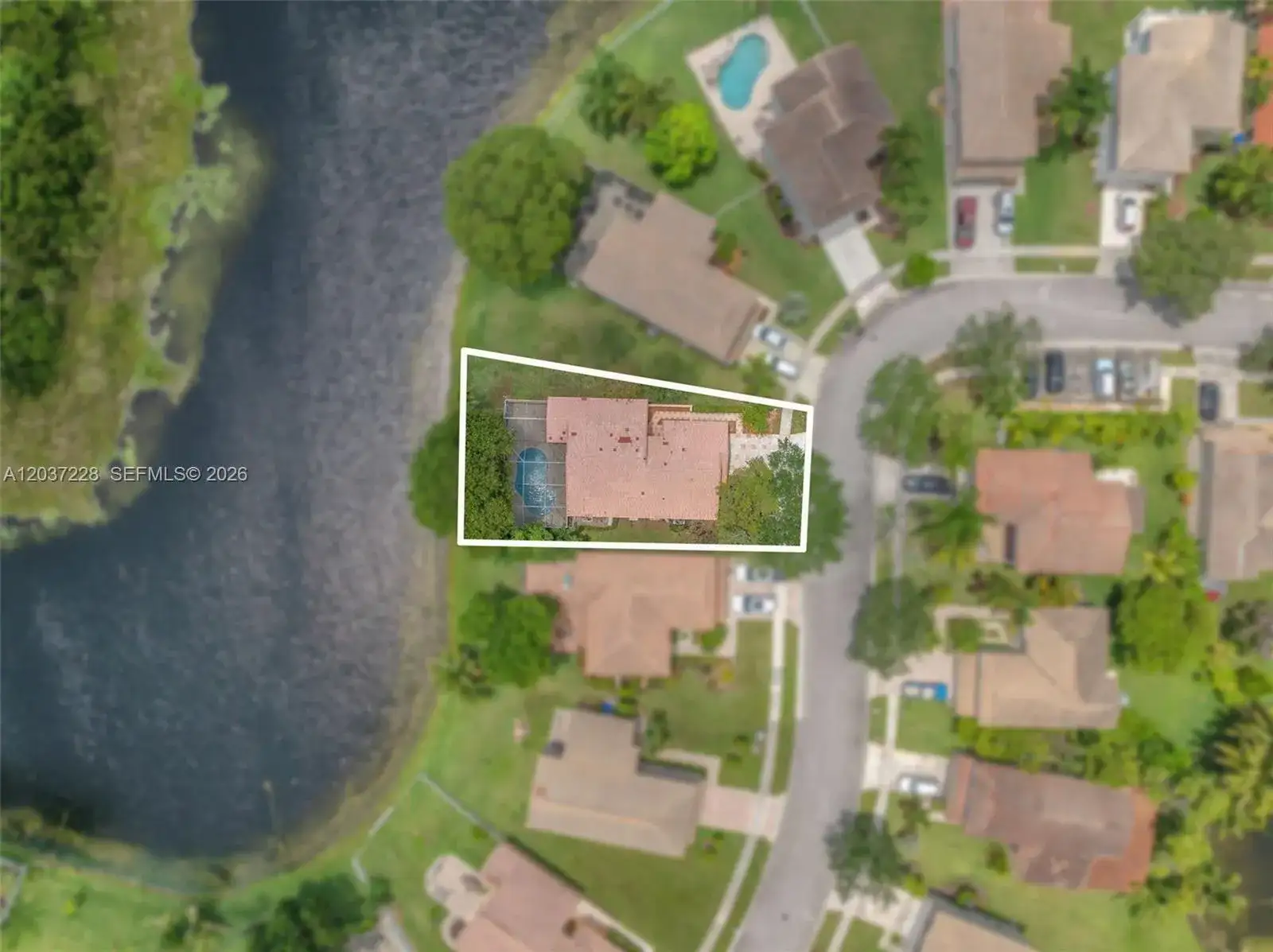 467 SW 191st Terrace, Pembroke Pines FL 33029 photo 4