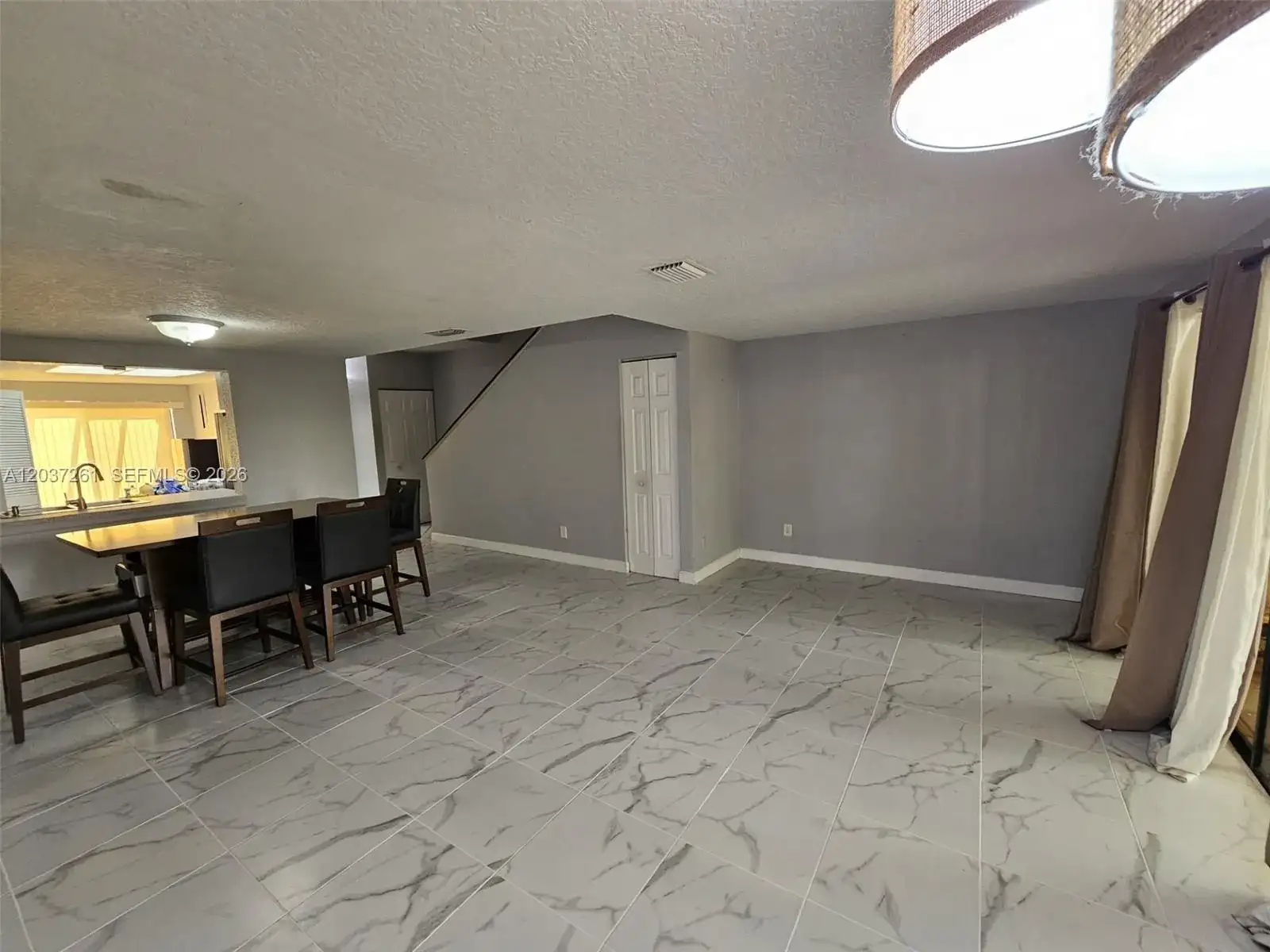 8837 NW 48th St, Sunrise FL 33351 photo 2