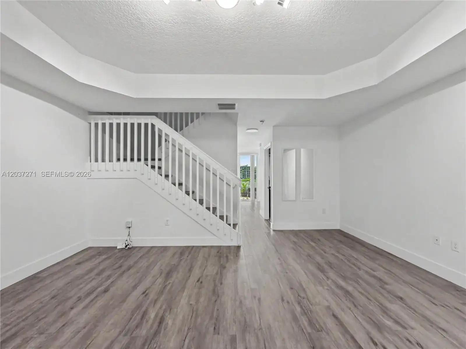10573 SW 6th St # 1206, Pembroke Pines FL 33025 photo 3