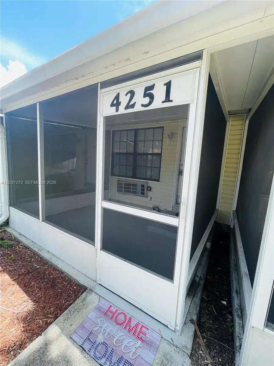 4251 E Michigan Street # 4251, Orlando FL 32812 photo 3