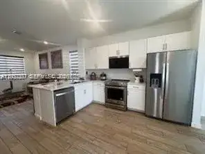 687 SE 17 AVE, Homestead FL 33033 photo 5