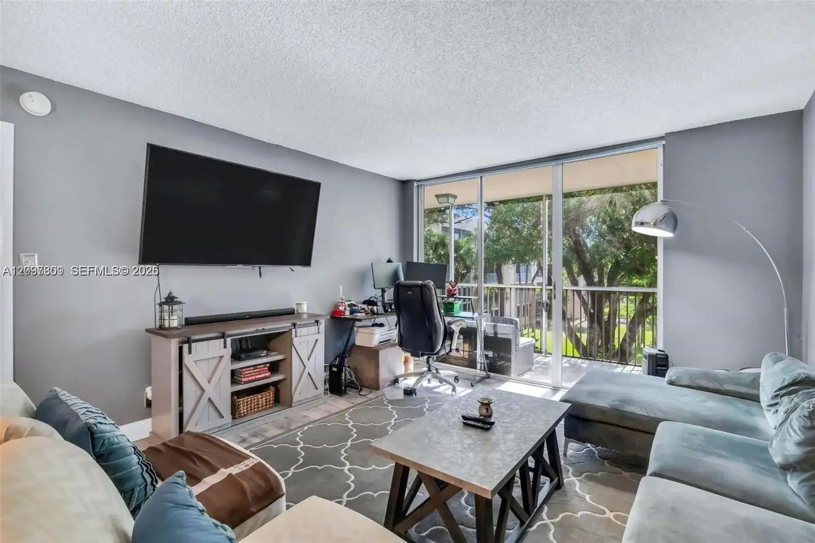 3321 NW 47th Ter # 330, Lauderdale Lakes FL 33319 photo 3