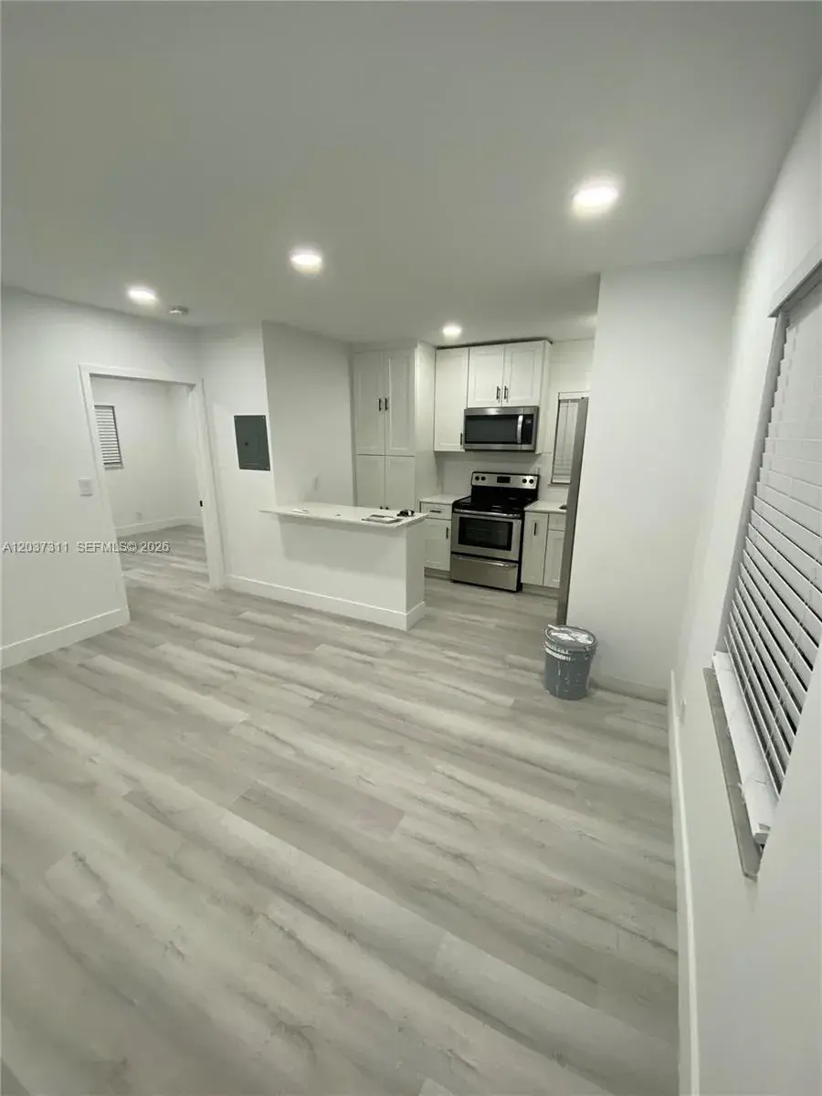 3071 SW 27th Ave # 4, Miami FL 33133