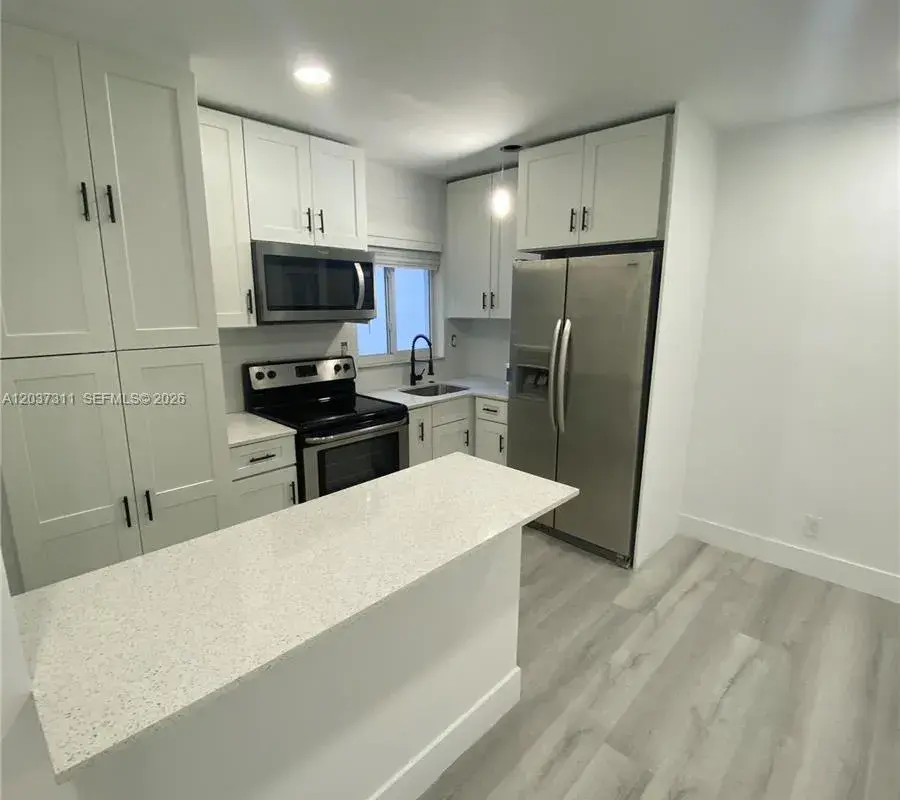 3071 SW 27th Ave # 4, Miami FL 33133