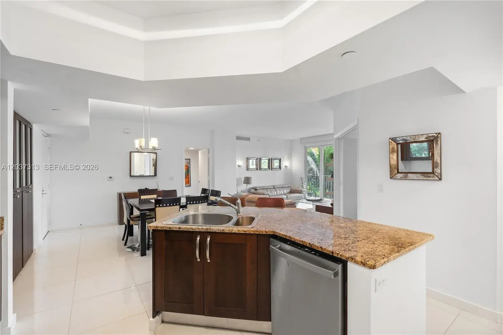20000 E Country Club Dr # 306, Aventura FL 33180
