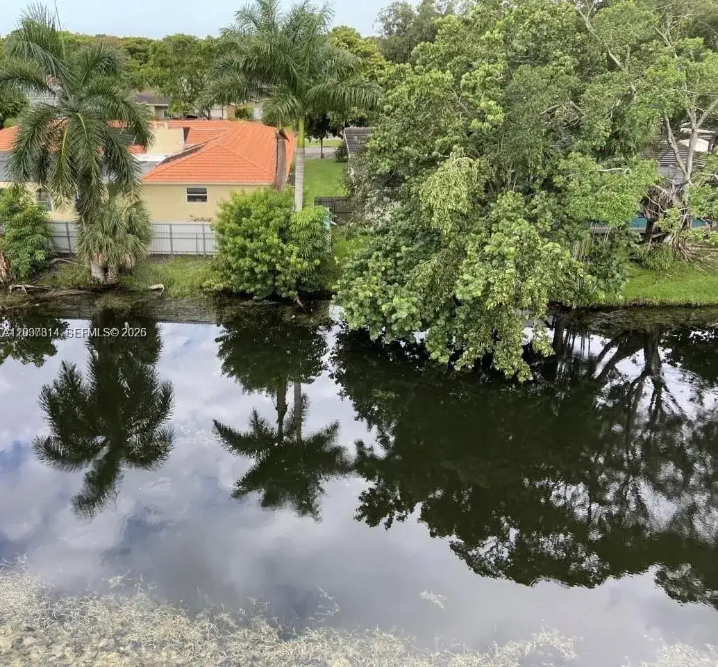 605 S Pine Island Rd # 404A, Plantation FL 33324 photo 4