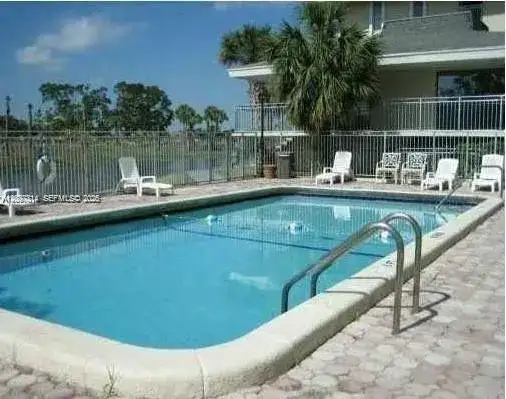 605 S Pine Island Rd # 404A, Plantation FL 33324 photo 5