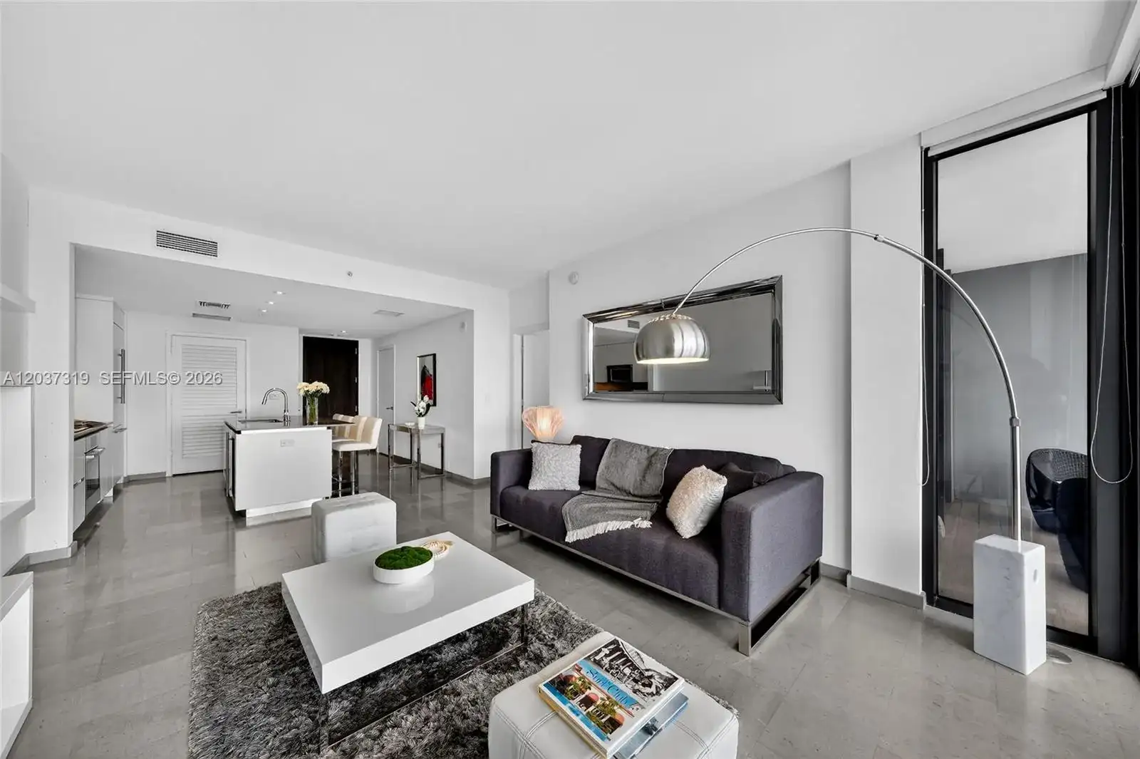 68 SE 6th St # 3506, Miami FL 33131 photo 5
