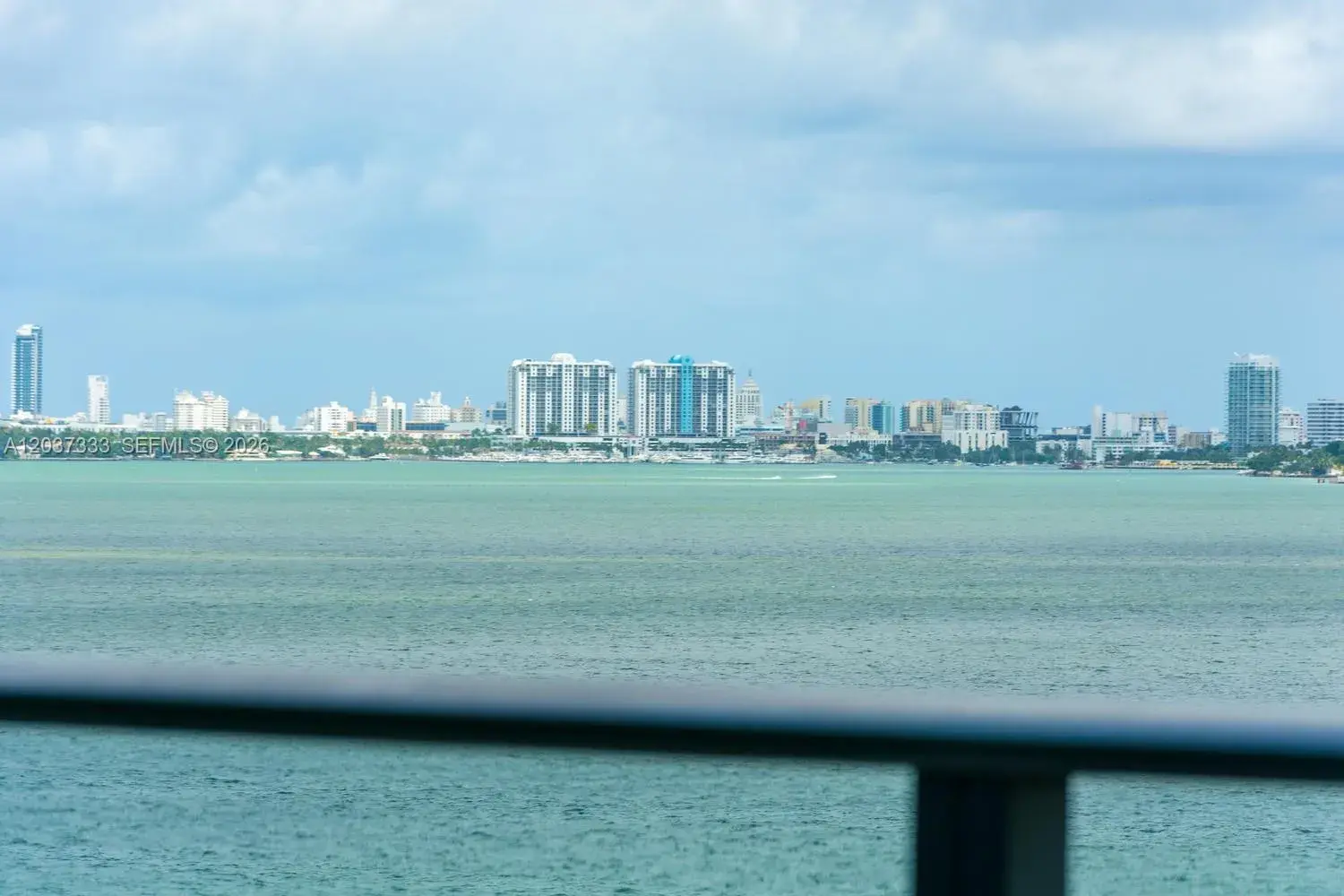 650 NE 32nd St # 805, Miami FL 33137