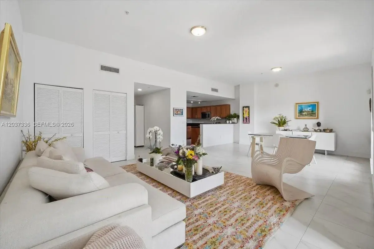 8390 SW 72 # 106, Miami FL 33143