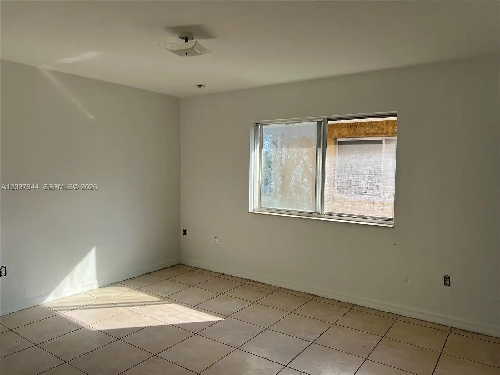 7012 NW 6th Ct # 7012, Miami FL 33150 photo 3