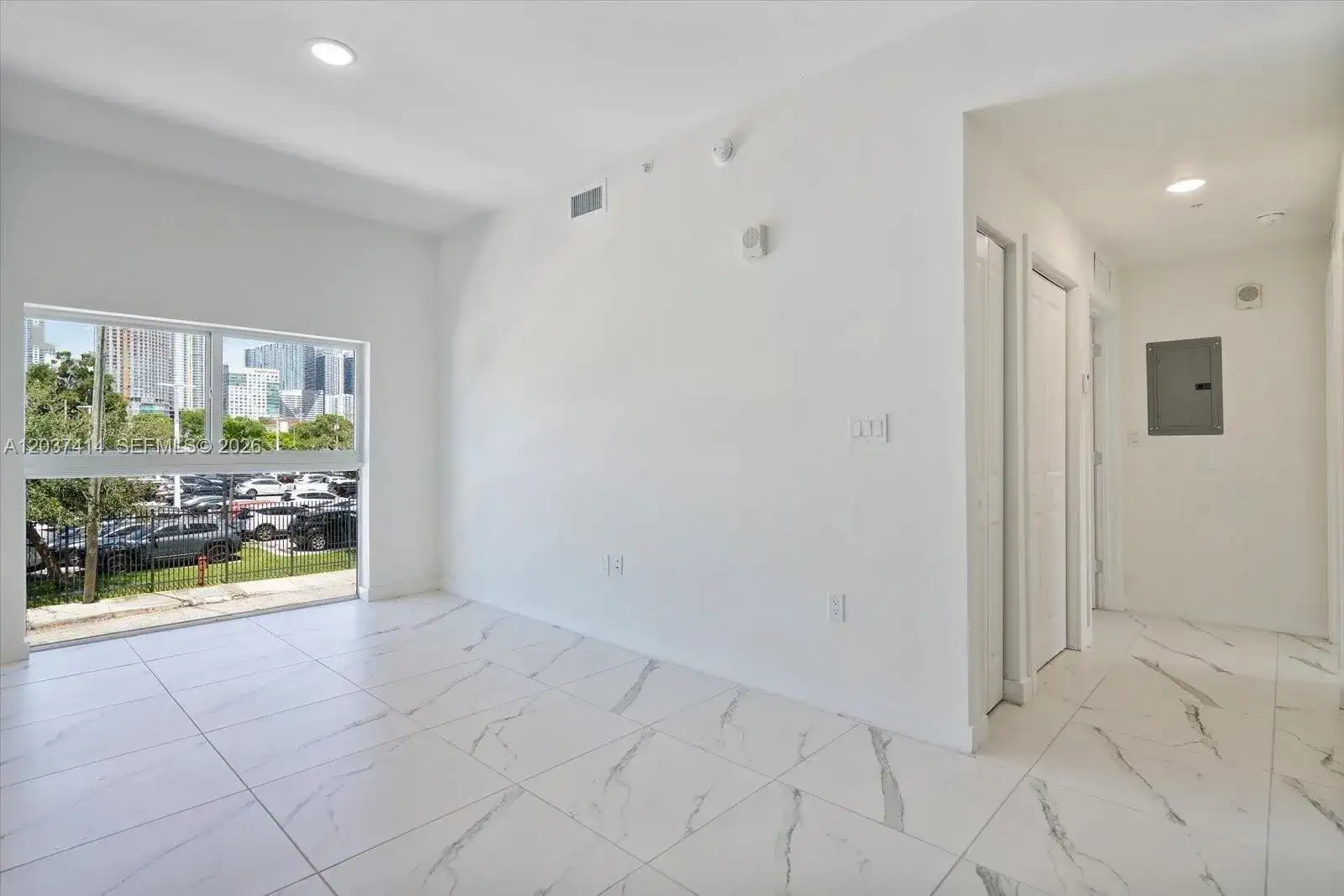 420 SW 7th Ave # 304, Miami FL 33130 photo 2