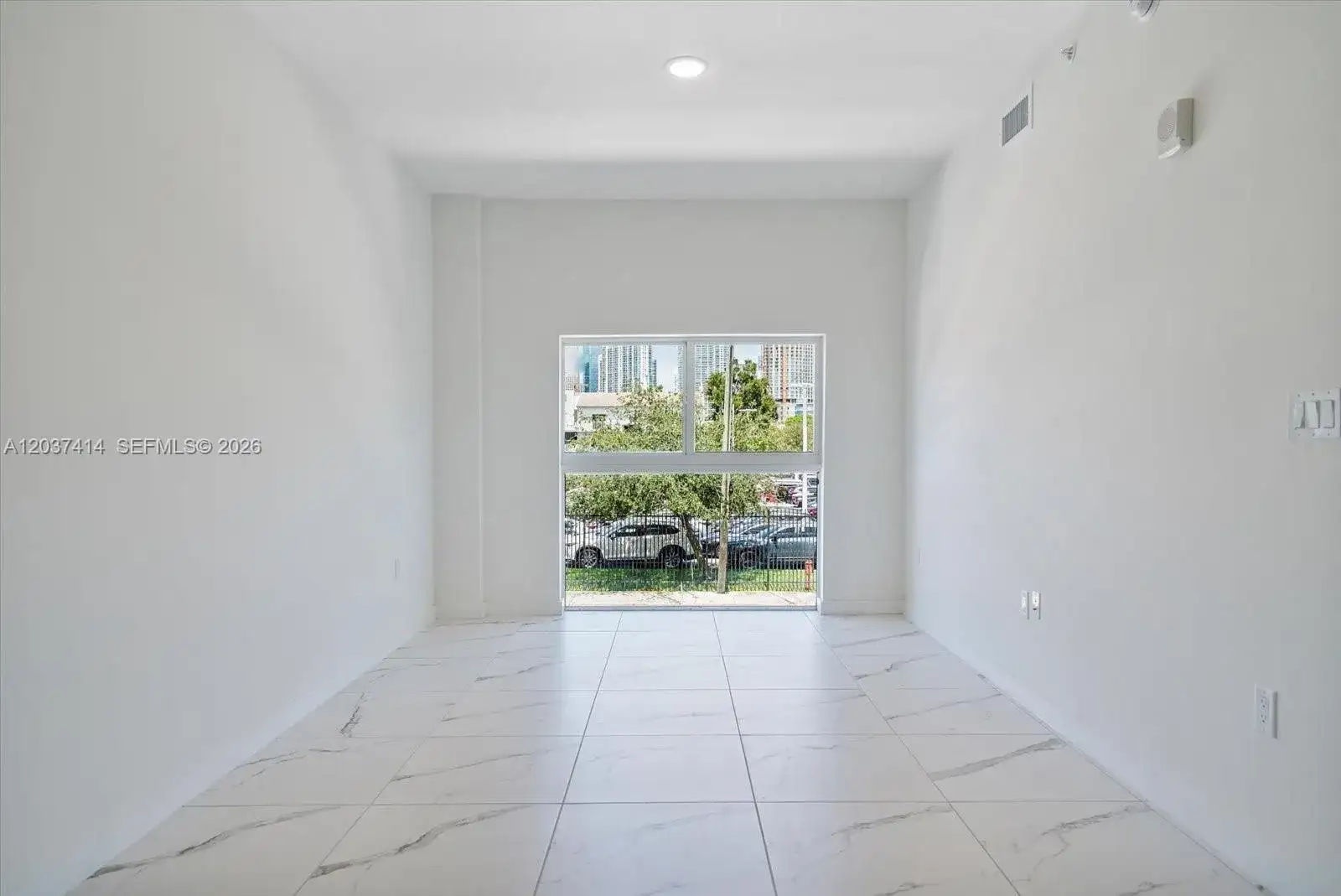 420 SW 7th Ave # 304, Miami FL 33130 photo 3