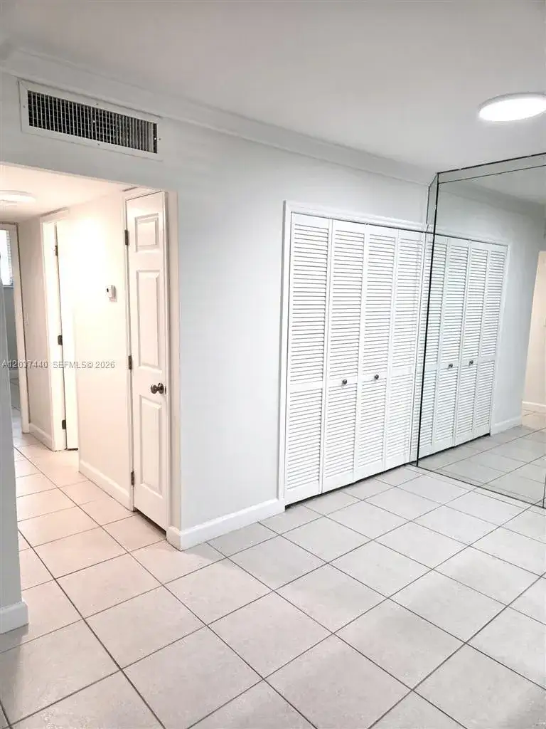 2400 NE 10th St # 104, Pompano Beach FL 33062 photo 4