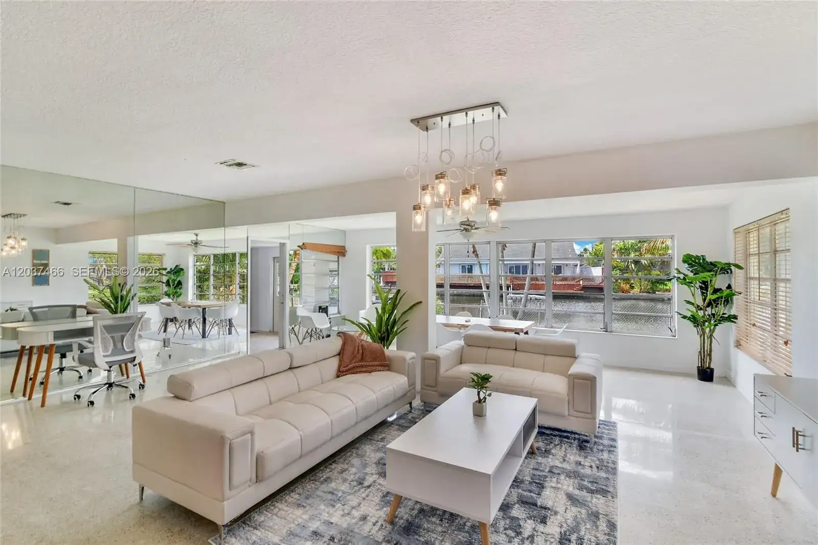 2901 NW 9th Ter, Wilton Manors FL 33311 photo 2